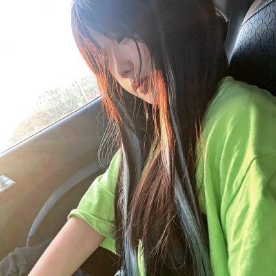 三人狂欢 封面